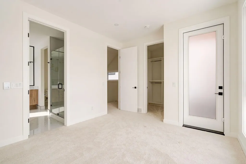 39A Moncton Road NE Calgary AB T2E 5P9