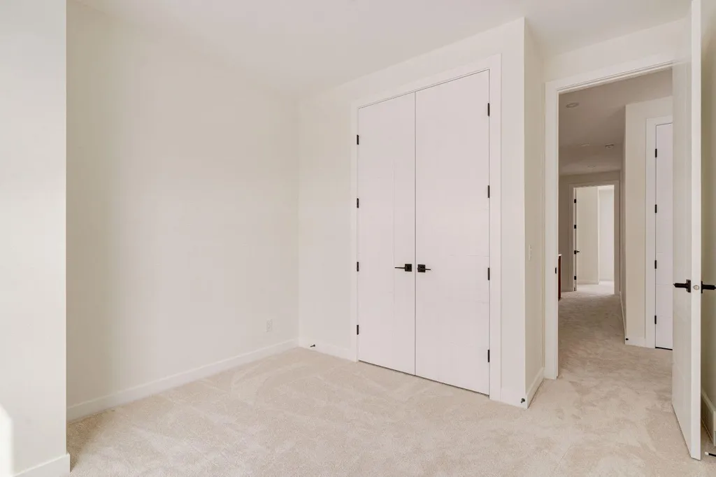 39A Moncton Road NE Calgary AB T2E 5P9