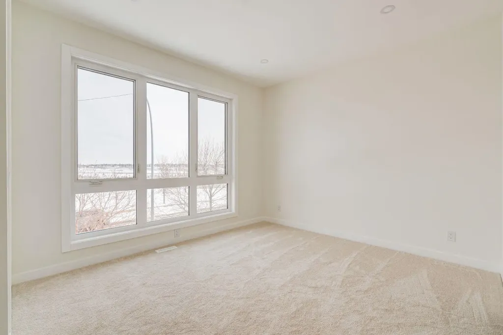 39A Moncton Road NE Calgary AB T2E 5P9