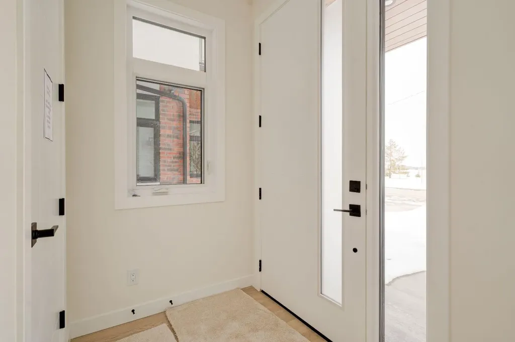39A Moncton Road NE Calgary AB T2E 5P9