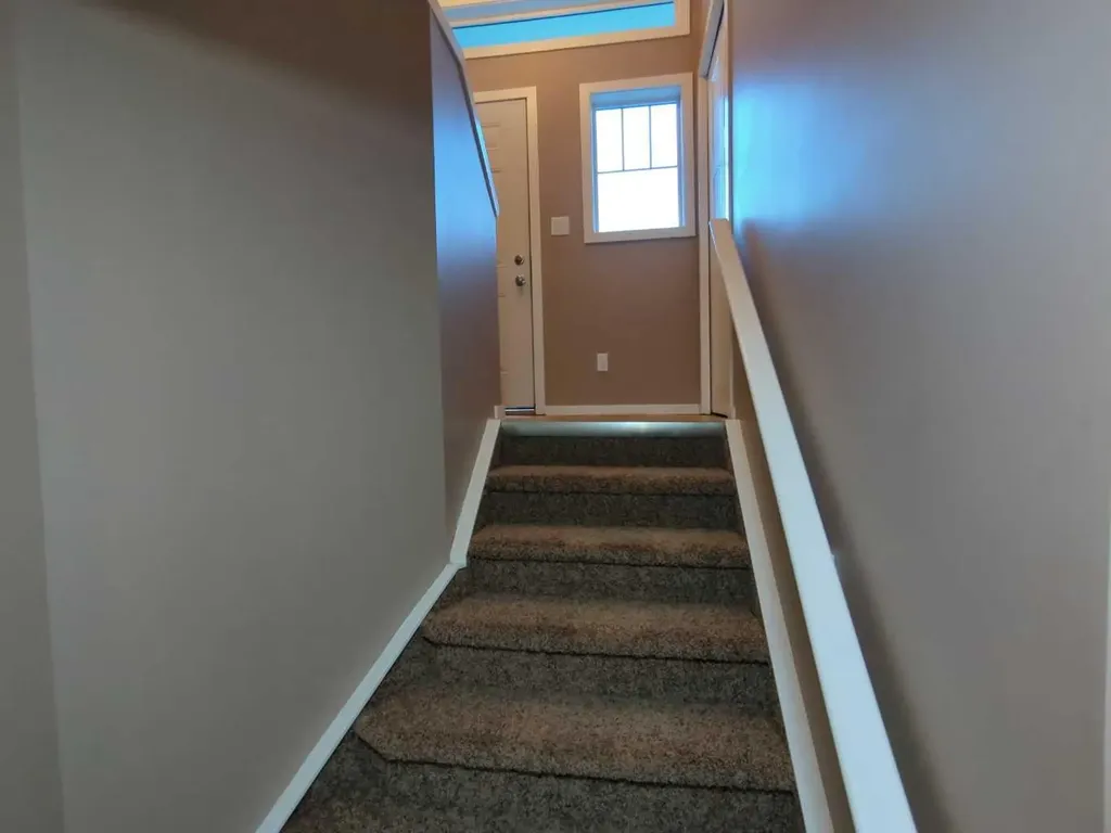 144 Mt Sundial Court W Lethbridge AB T1J 5C3