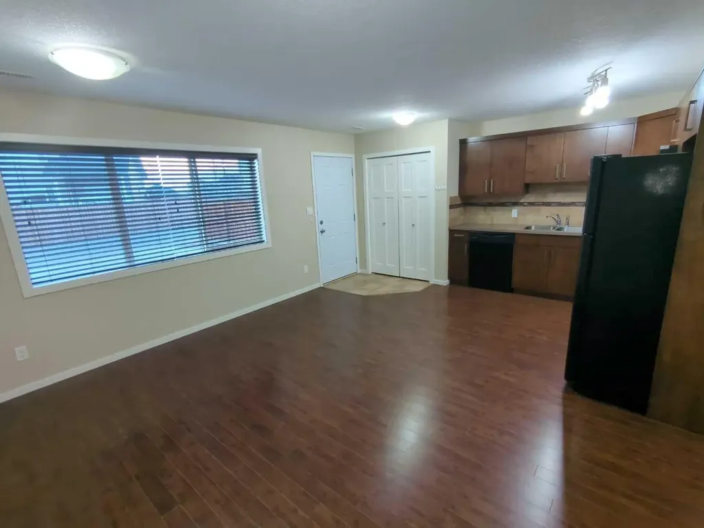144 Mt Sundial Court W Lethbridge AB T1J 5C3
