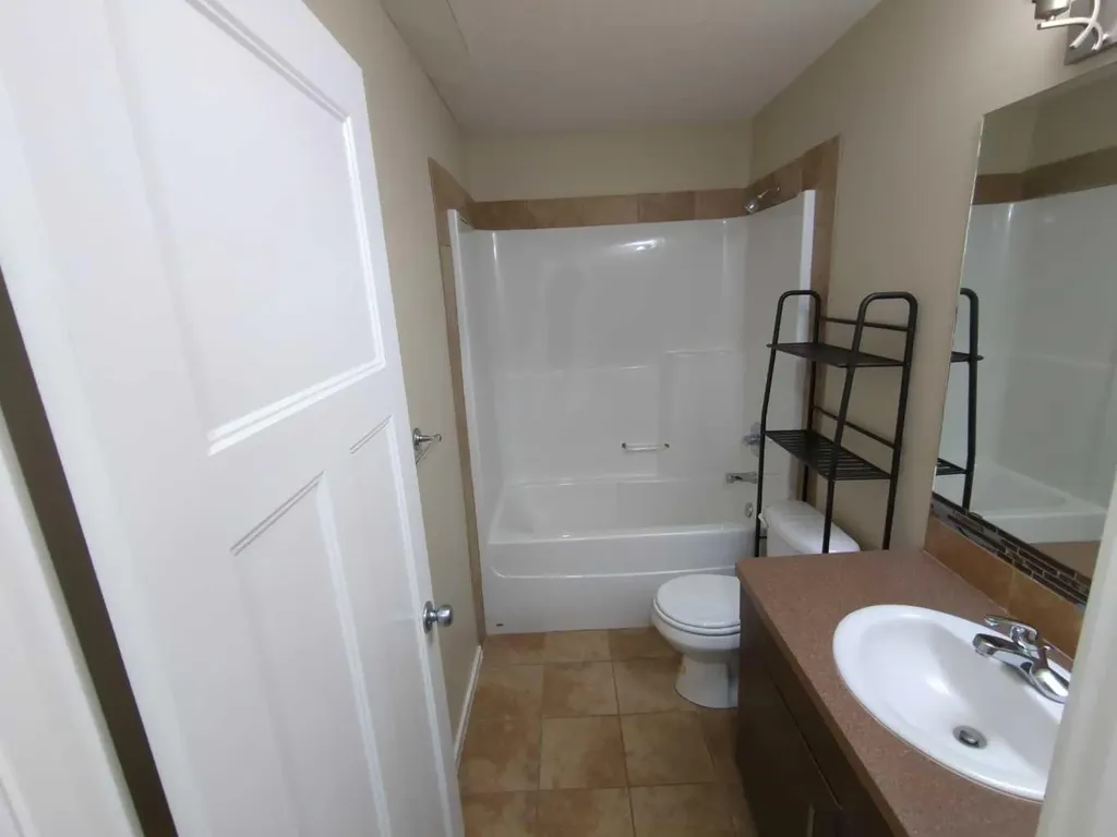 144 Mt Sundial Court W Lethbridge AB T1J 5C3