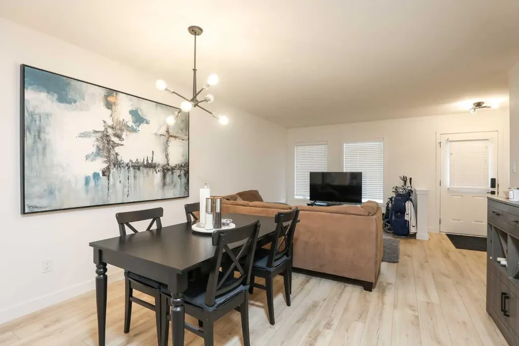 210 Firelight Way W Lethbridge AB T1J 4B2