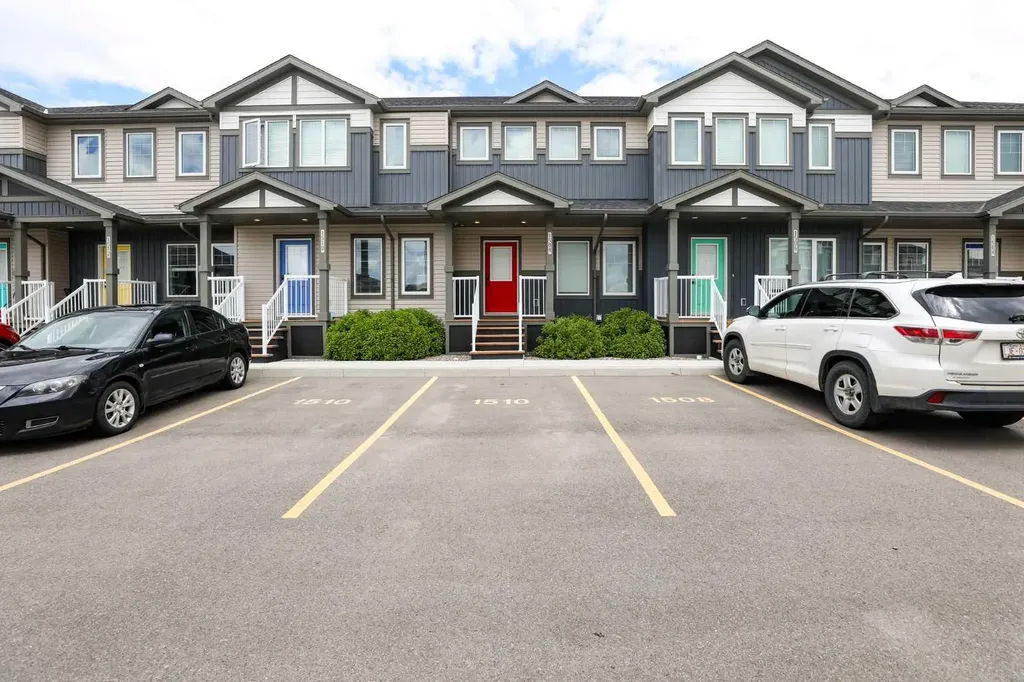 210 Firelight Way W Lethbridge AB T1J 4B2