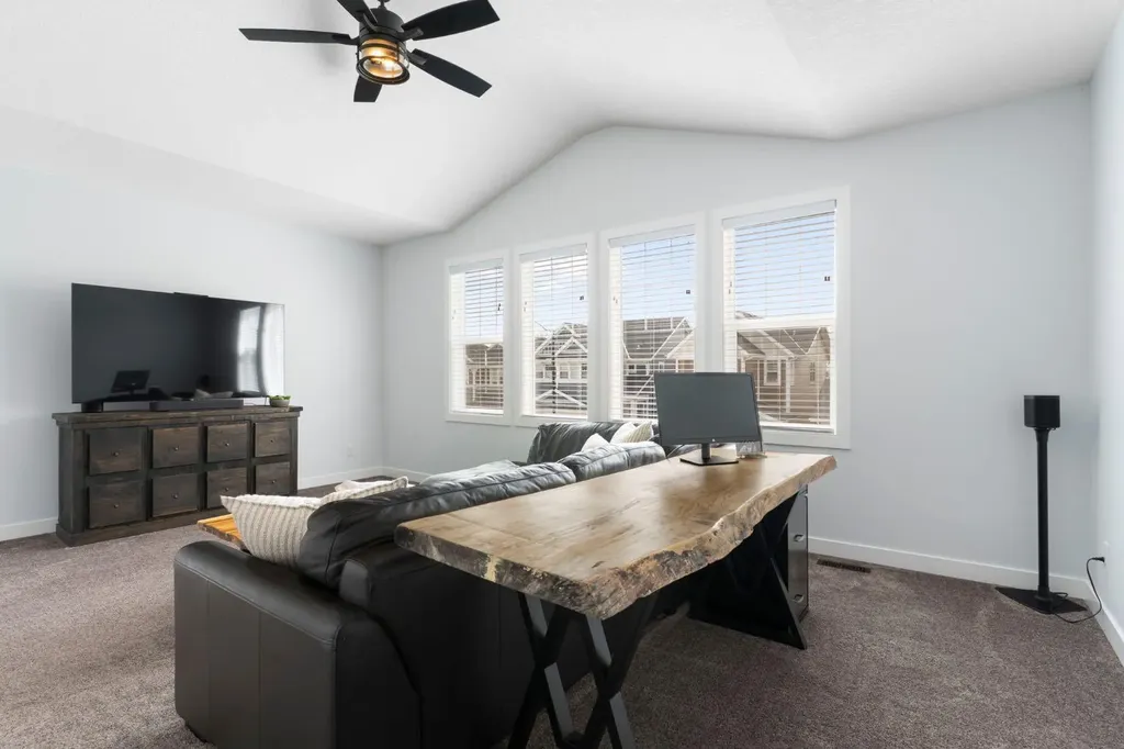 99 Ridge View Close Cochrane AB T4C 0P8