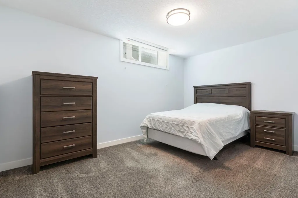 99 Ridge View Close Cochrane AB T4C 0P8