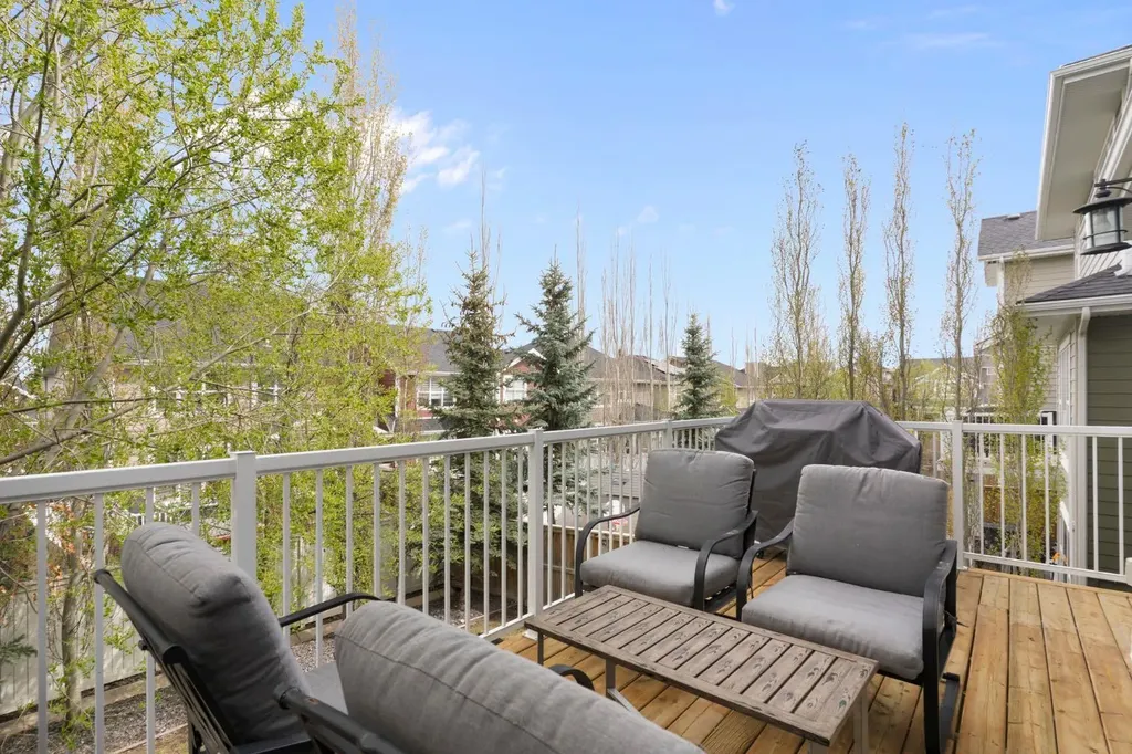 99 Ridge View Close Cochrane AB T4C 0P8