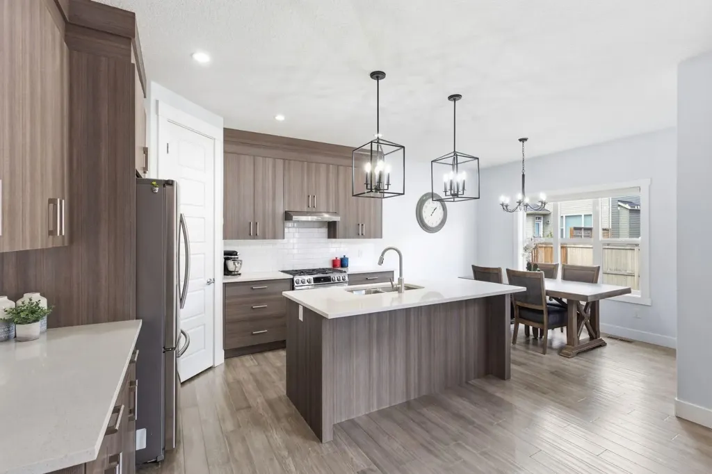 279 Baywater Way SW Airdrie AB T4B3V6