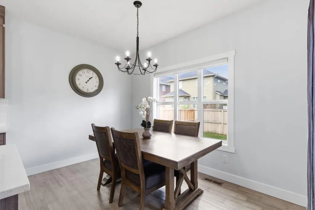 279 Baywater Way SW Airdrie AB T4B3V6