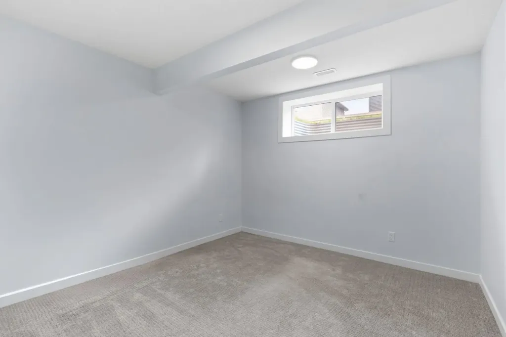 279 Baywater Way SW Airdrie AB T4B3V6