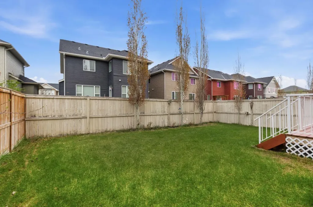 279 Baywater Way SW Airdrie AB T4B3V6