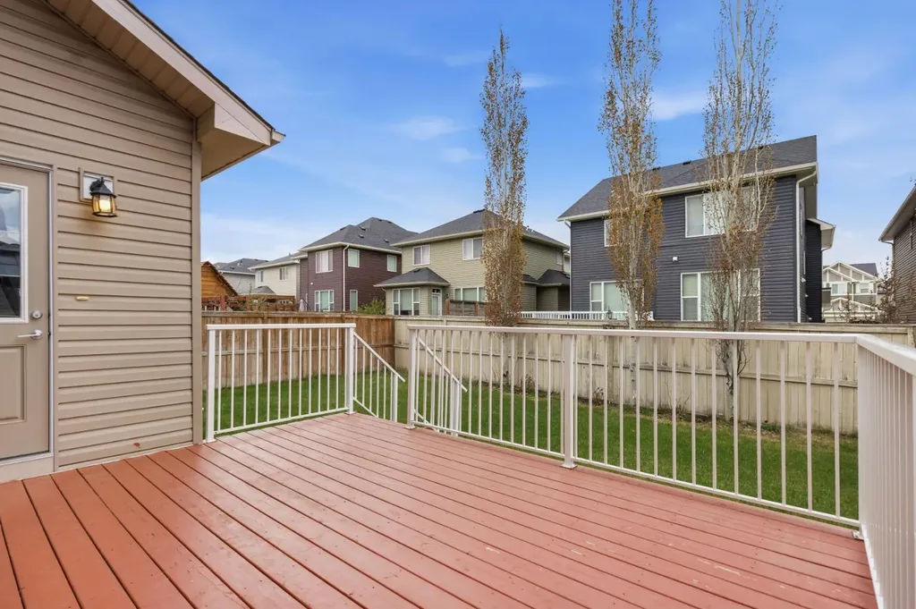 279 Baywater Way SW Airdrie AB T4B3V6