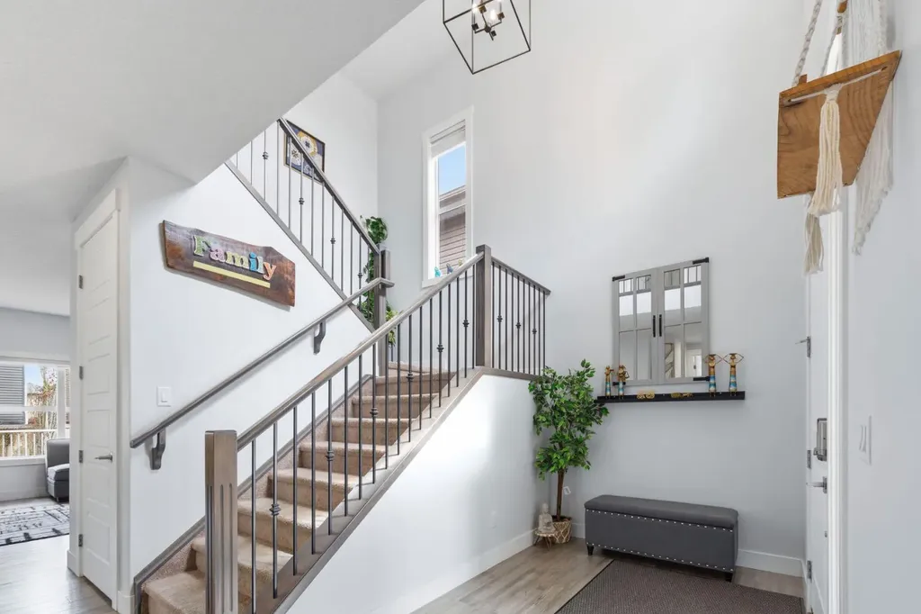 279 Baywater Way SW Airdrie AB T4B3V6
