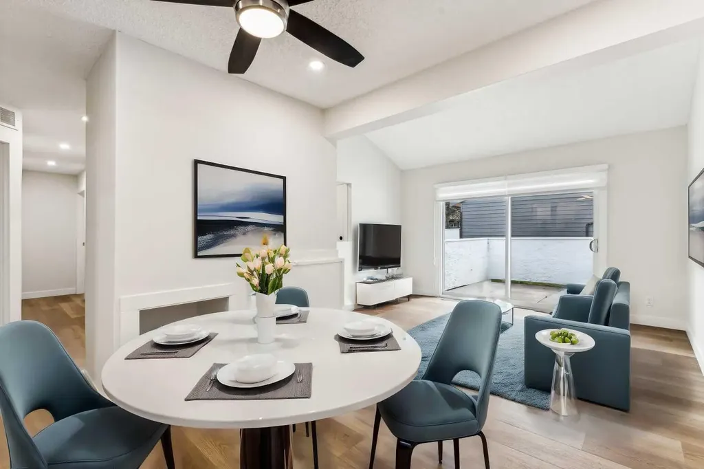2520 Palliser Drive SW Calgary AB T2V 4S9
