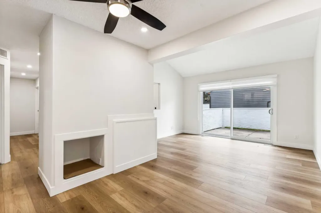 2520 Palliser Drive SW Calgary AB T2V 4S9