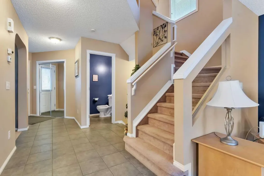 15 Saddletree Drive NE Calgary AB T3J 5C7