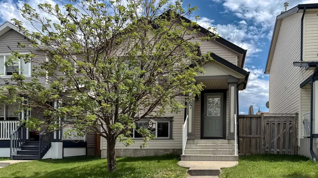 367 Copperfield Heights SE Calgary AB T2Z 4R3