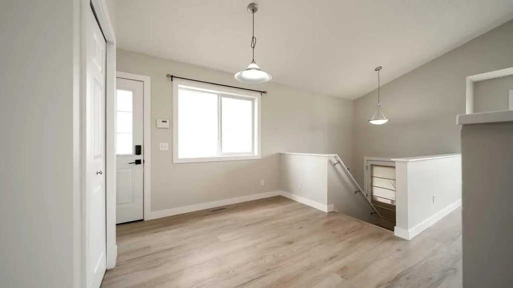 367 Copperfield Heights SE Calgary AB T2Z 4R3