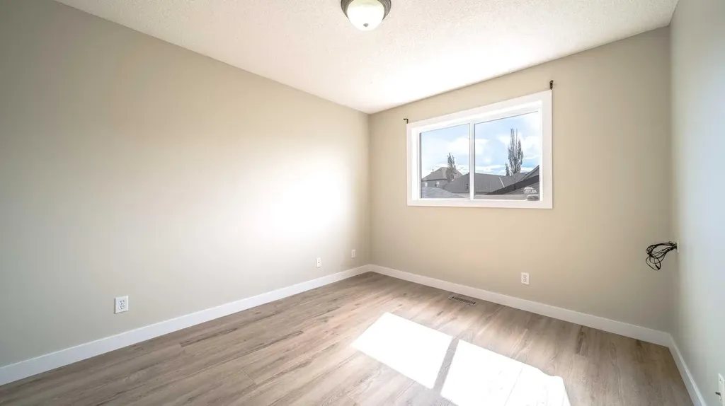 367 Copperfield Heights SE Calgary AB T2Z 4R3