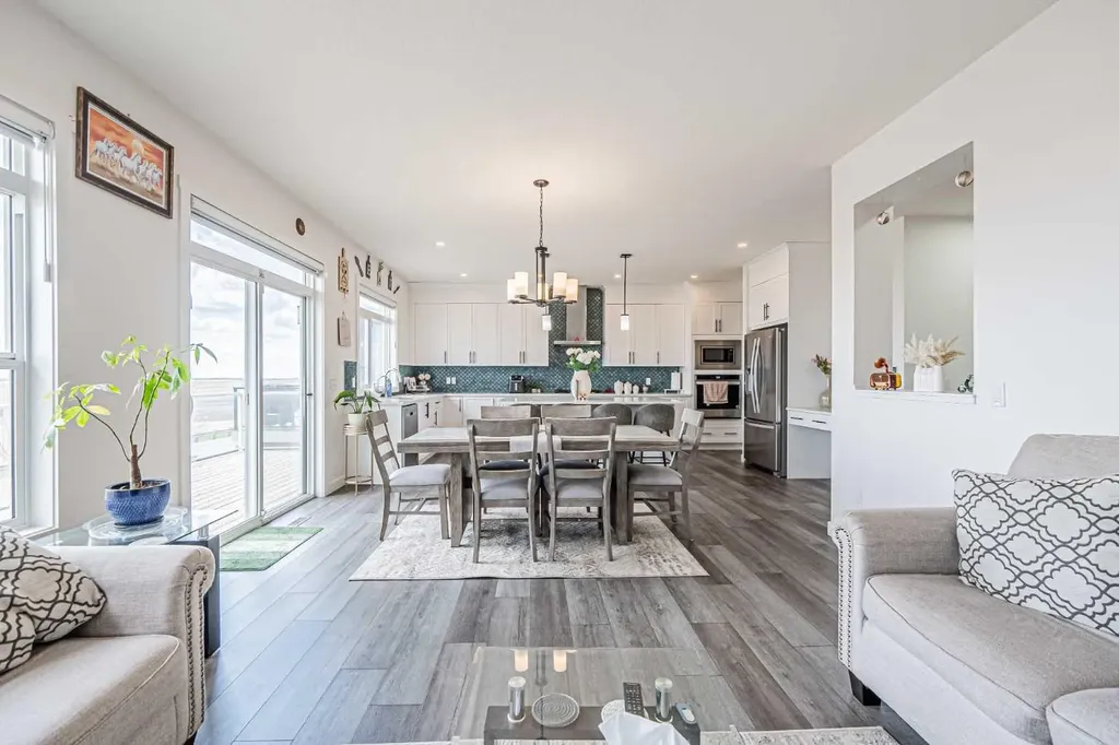 109 Homestead Crescent NE Calgary AB T3J 2K8
