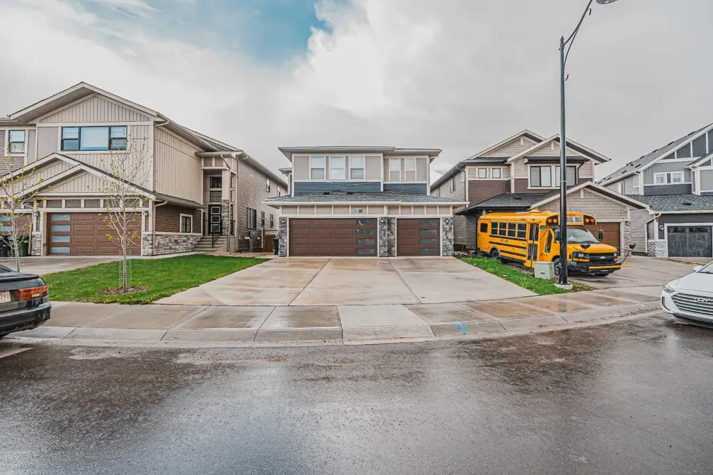 109 Homestead Crescent NE Calgary AB T3J 2K8