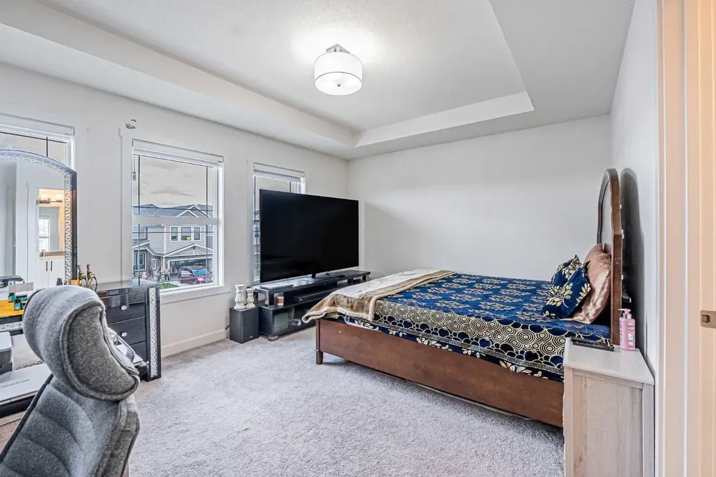 109 Homestead Crescent NE Calgary AB T3J 2K8