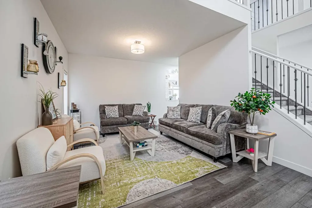 109 Homestead Crescent NE Calgary AB T3J 2K8