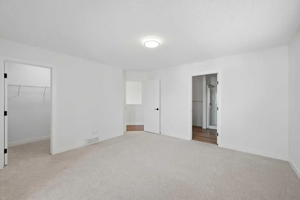 88 Saddletree Close NE Calgary AB T3J5H9