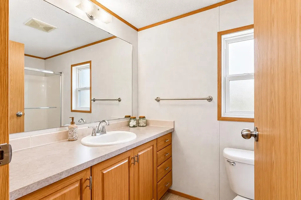 10109 95 Street Clairmont AB T8X 5G7