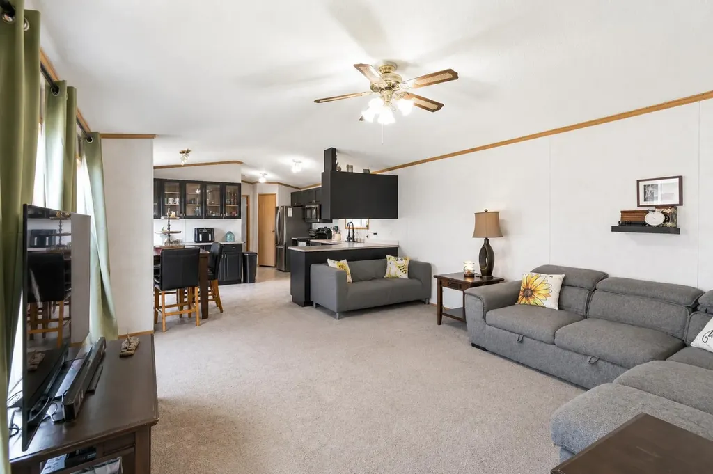 10109 95 Street Clairmont AB T8X 5G7