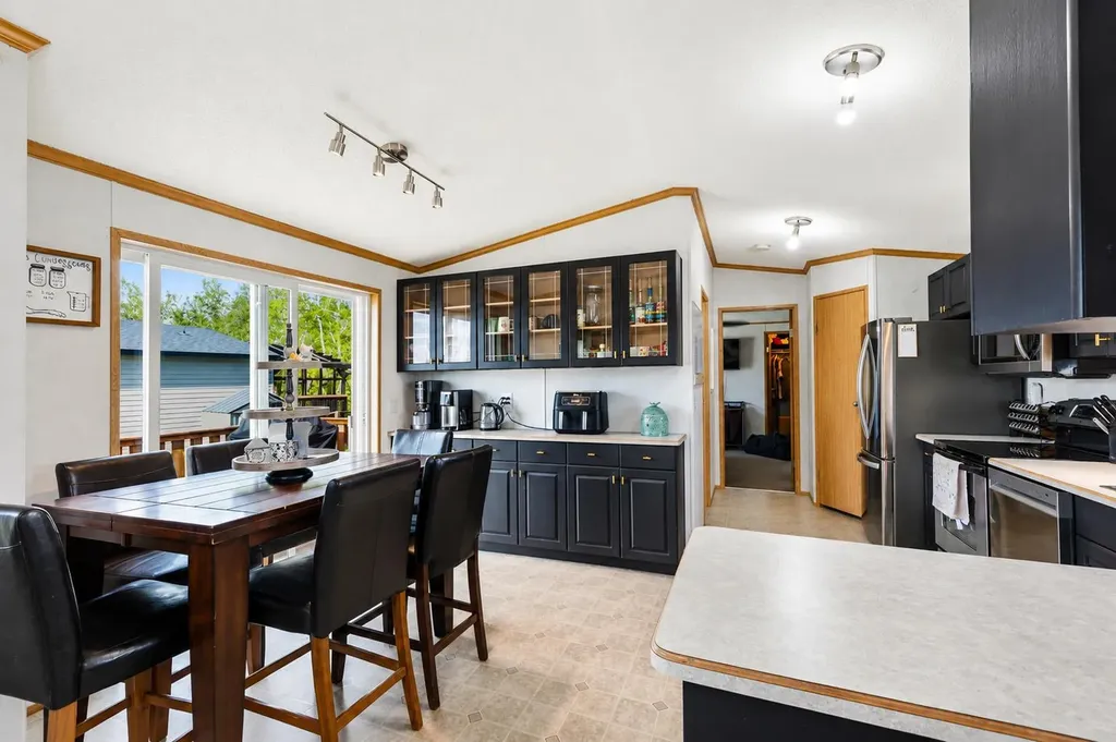 10109 95 Street Clairmont AB T8X 5G7