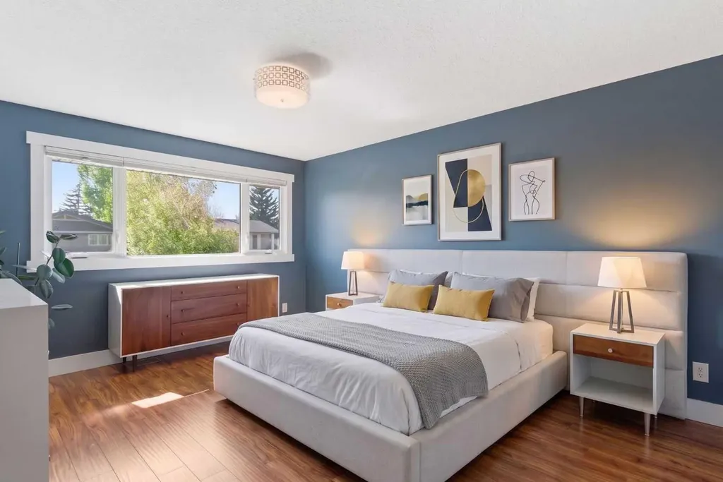 423 Lake Simcoe Crescent SE Calgary AB T2J5L3