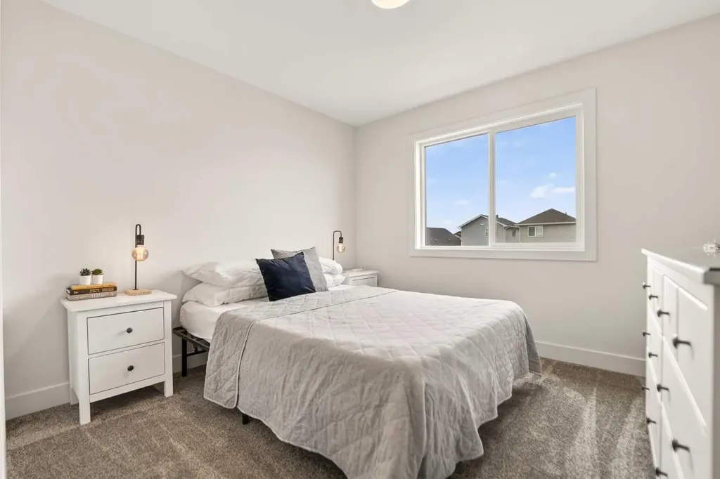 1048 Coalbrook Gate W Lethbridge AB T1J 5X2