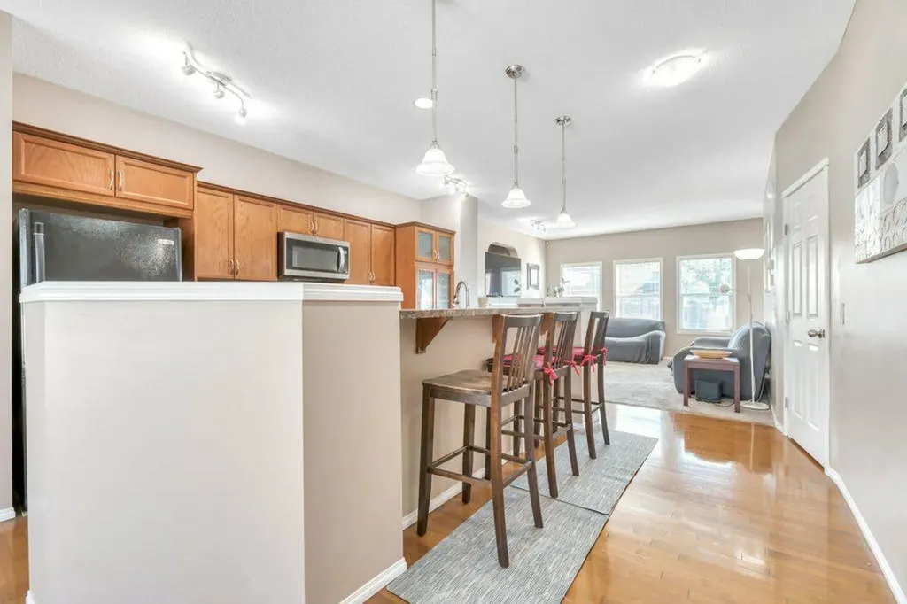 319 Saddlebrook Circle NE Calgary AB T3J 0J9