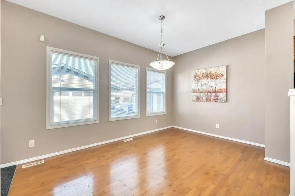 319 Saddlebrook Circle NE Calgary AB T3J 0J9