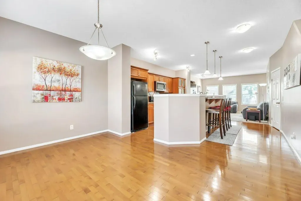 319 Saddlebrook Circle NE Calgary AB T3J 0J9