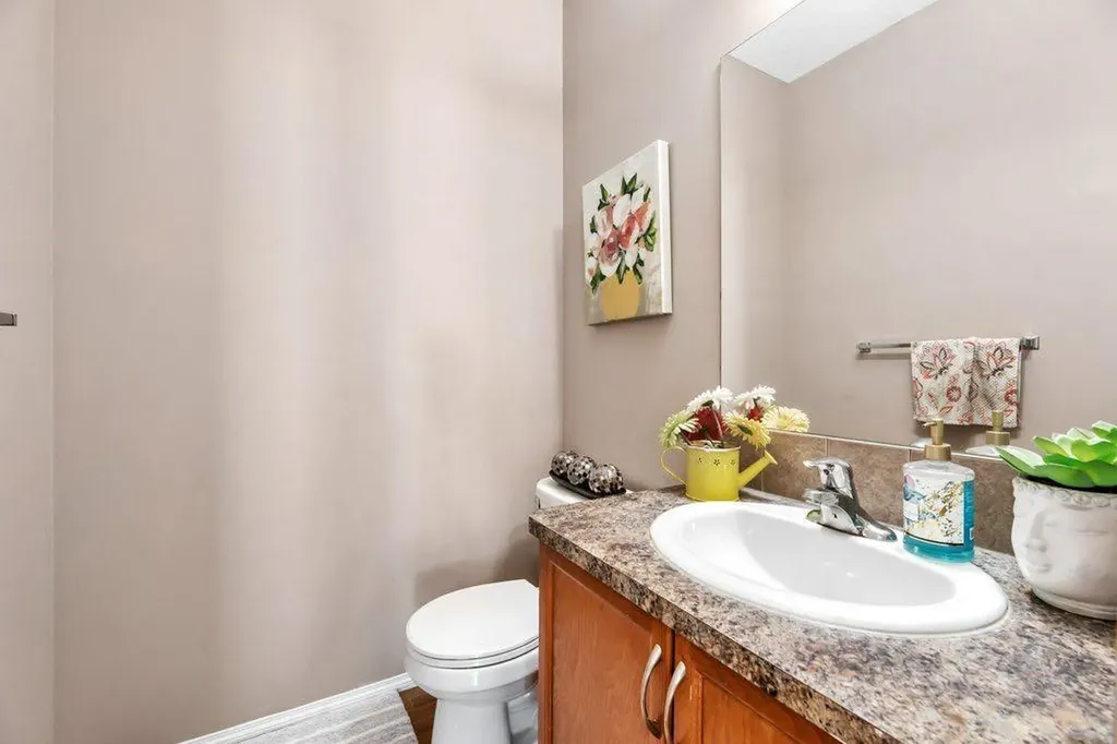319 Saddlebrook Circle NE Calgary AB T3J 0J9