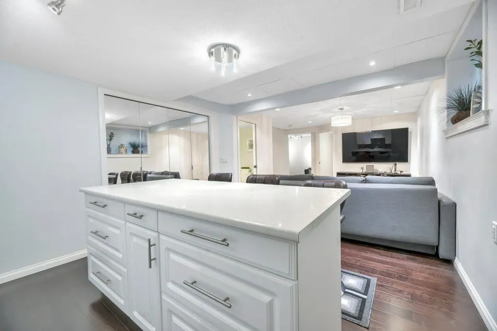 319 Saddlebrook Circle NE Calgary AB T3J 0J9
