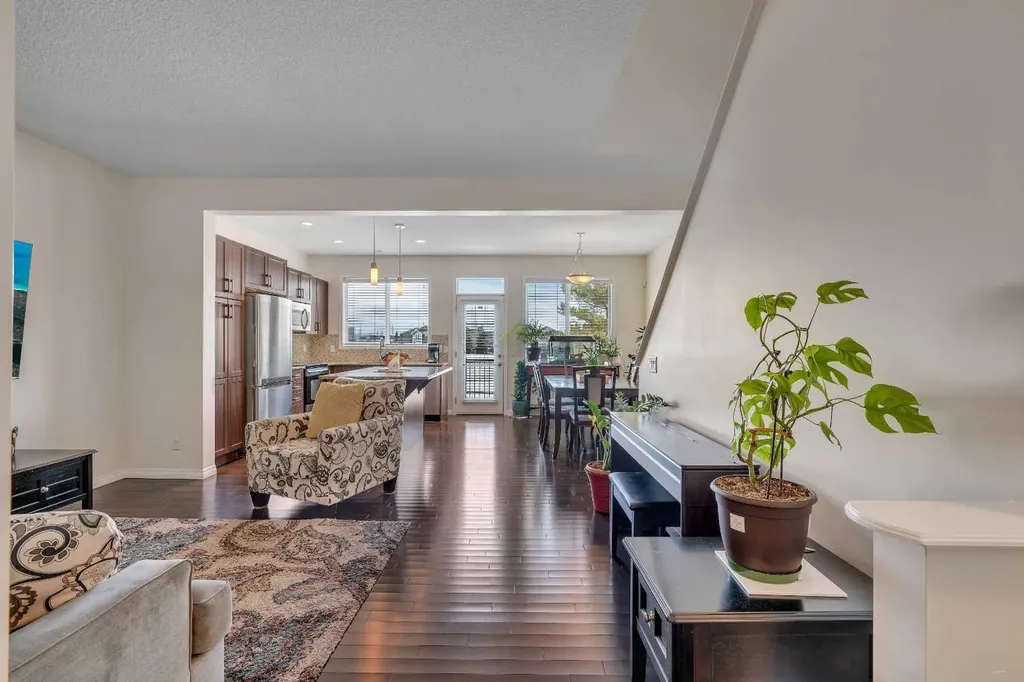 245 Auburn Crest Way SE Calgary AB T3M 1T6