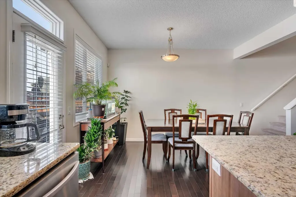 245 Auburn Crest Way SE Calgary AB T3M 1T6