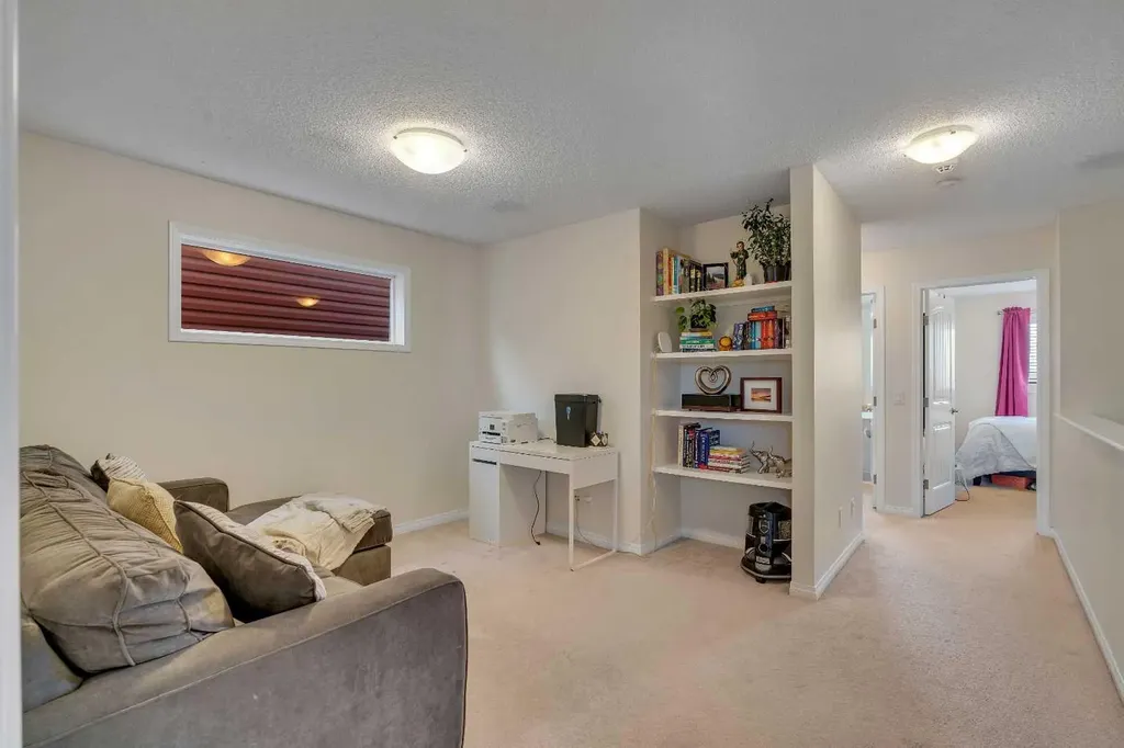 245 Auburn Crest Way SE Calgary AB T3M 1T6