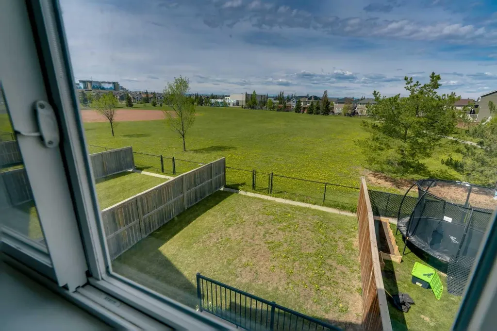 245 Auburn Crest Way SE Calgary AB T3M 1T6