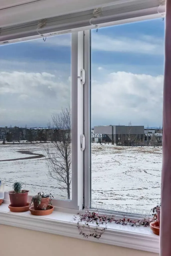 245 Auburn Crest Way SE Calgary AB T3M 1T6