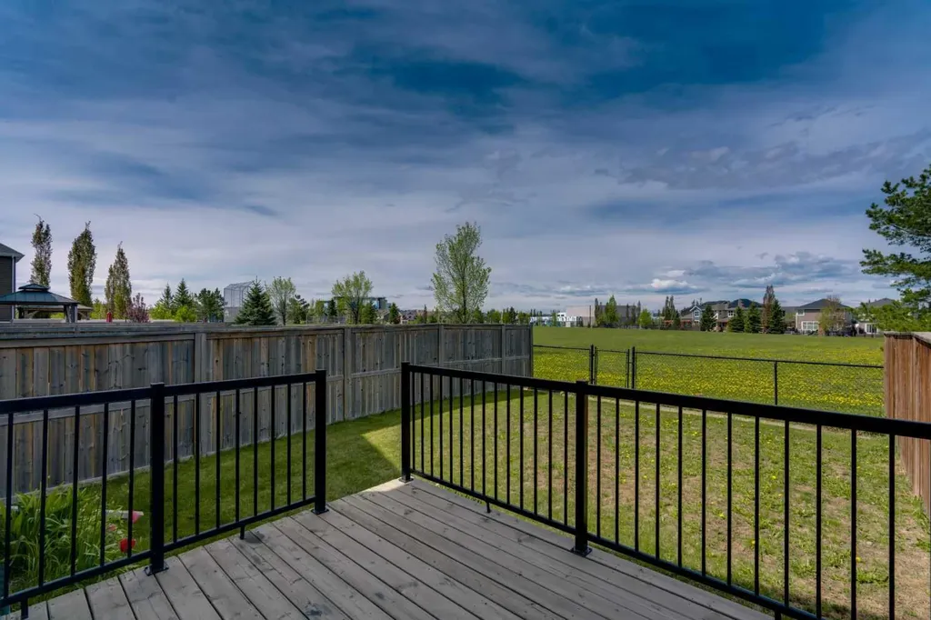 245 Auburn Crest Way SE Calgary AB T3M 1T6