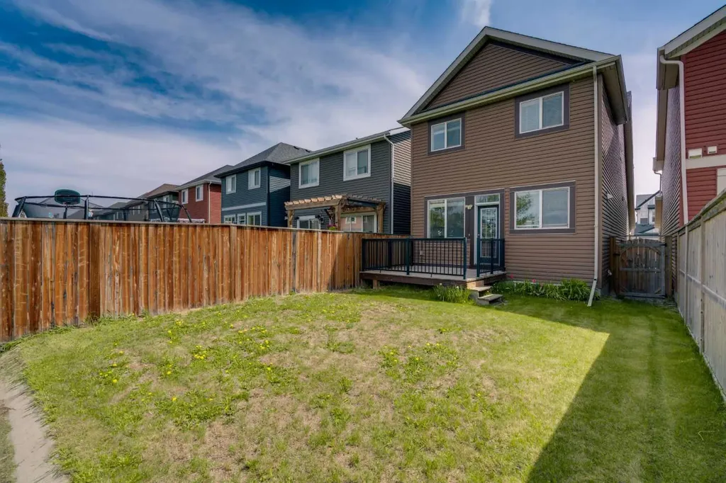 245 Auburn Crest Way SE Calgary AB T3M 1T6