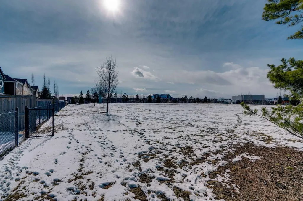 245 Auburn Crest Way SE Calgary AB T3M 1T6