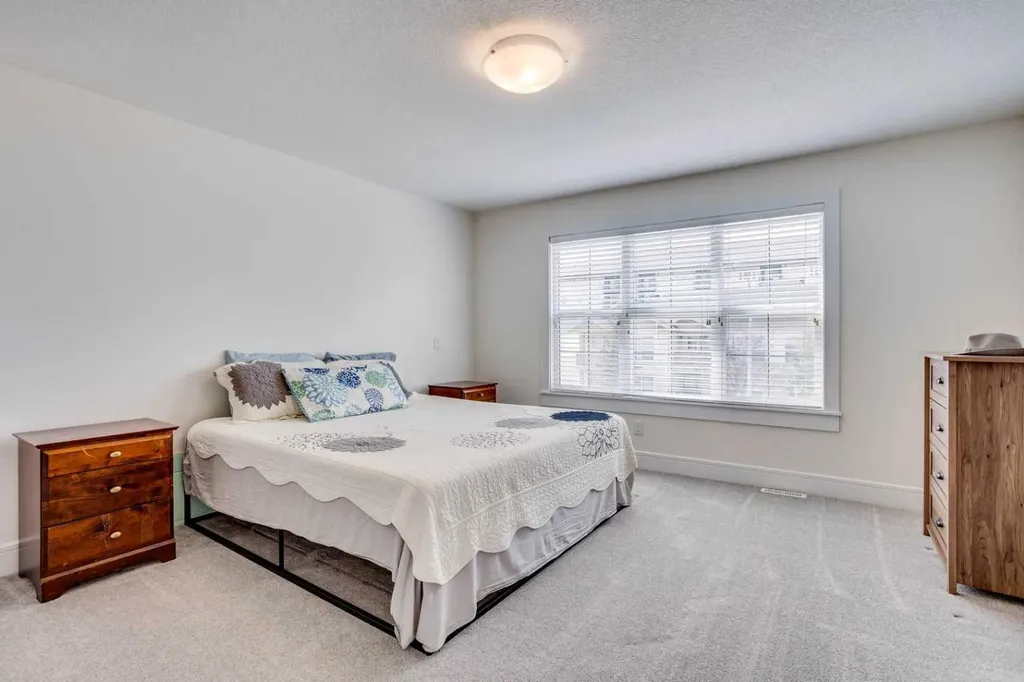 401 Sparrow Hawk Drive Fort Mcmurray AB T9K2Y2