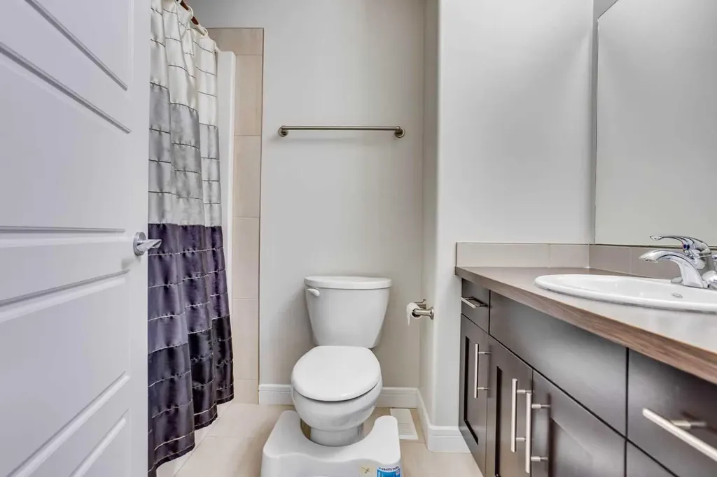 401 Sparrow Hawk Drive Fort Mcmurray AB T9K2Y2