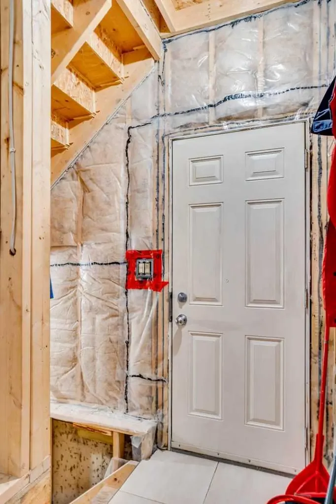 401 Sparrow Hawk Drive Fort Mcmurray AB T9K2Y2